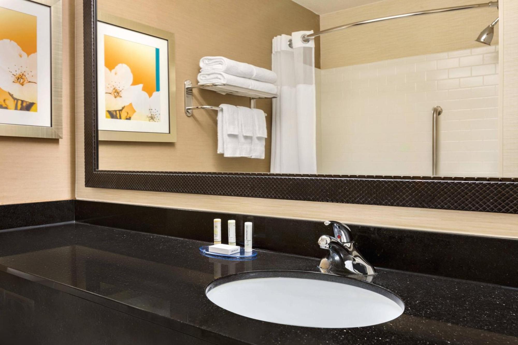 Fairfield Inn & Suites By Marriott Toledo Maumee Esterno foto