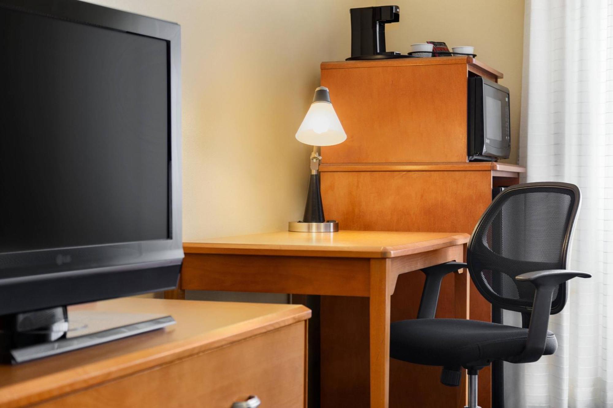 Fairfield Inn & Suites By Marriott Toledo Maumee Esterno foto